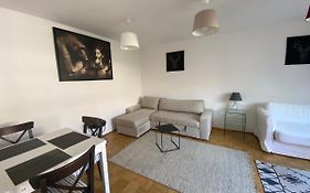 Vienna4 Apartment